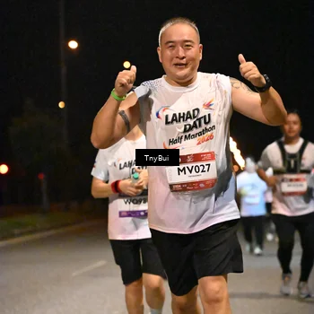 Runner Photo 7762875