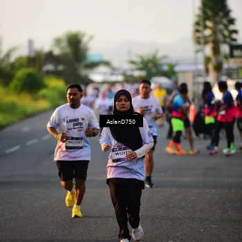 Runner Photo 7762894