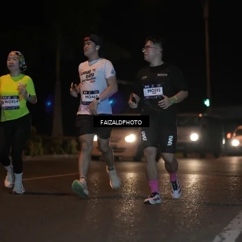 Runner Photo 7762899