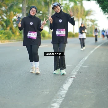 Runner Photo 7762909