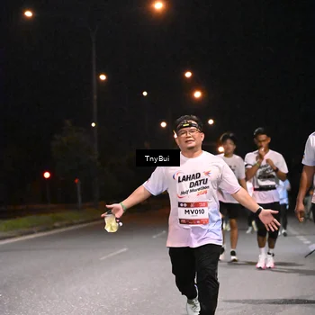 Runner Photo 7762931
