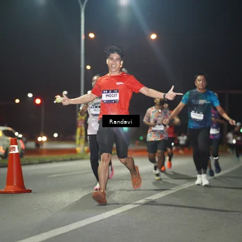 Runner Photo 7762939