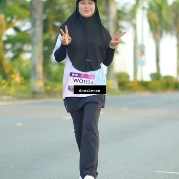Runner Photo 7763024