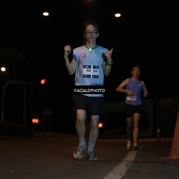 Runner Photo 7763034