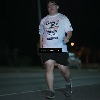 Runner Photo 7763122