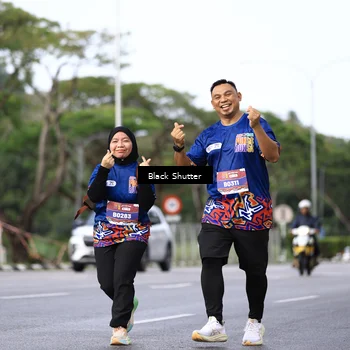 Runner Photo 7763126