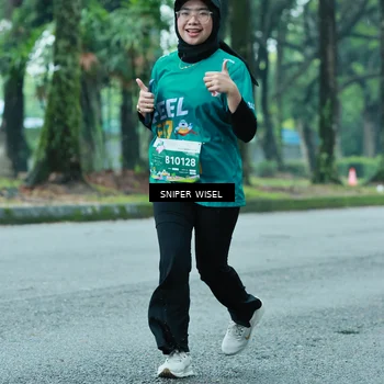 Runner Photo 7763145