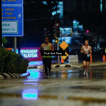 Runner Photo 7763158