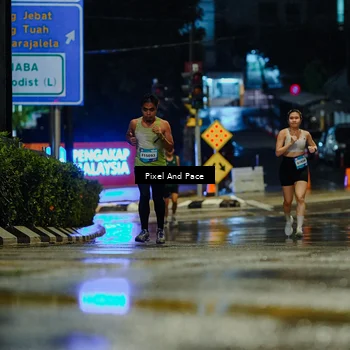 Runner Photo 7763163