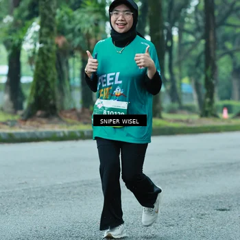 Runner Photo 7763171