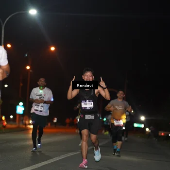 Runner Photo 7763173