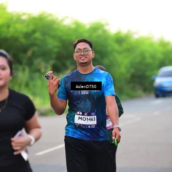 Runner Photo 7763212