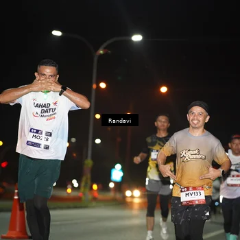 Runner Photo 7763224