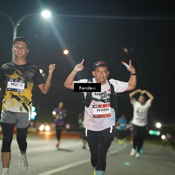 Runner Photo 7763260