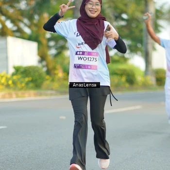 Runner Photo 7763276