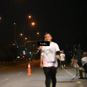 Runner Photo 7763277