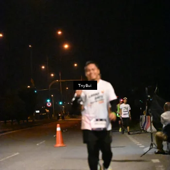 Runner Photo 7763290