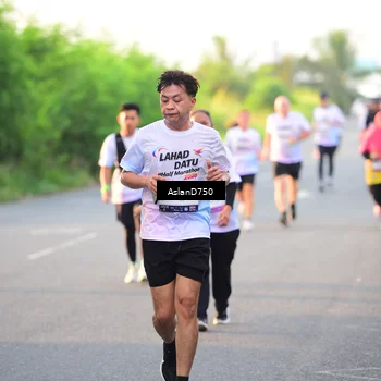 Runner Photo 7763297