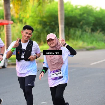 Runner Photo 7763310