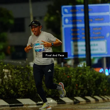 Runner Photo 7763342
