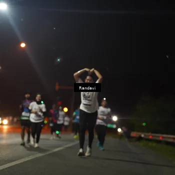 Runner Photo 7763348