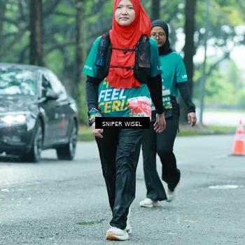 Runner Photo 7763413