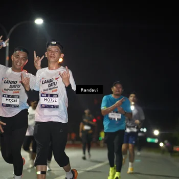 Runner Photo 7763440