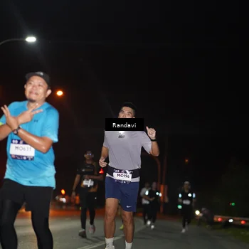 Runner Photo 7763447
