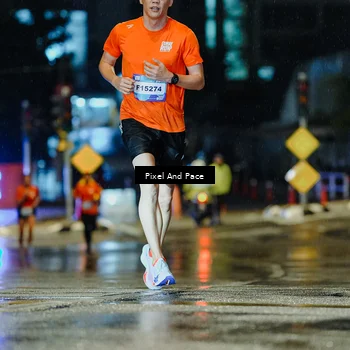 Runner Photo 7763453
