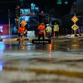 Runner Photo 7763487