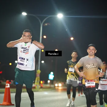 Runner Photo 7763505