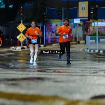 Runner Photo 7763513