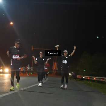 Runner Photo 7763522