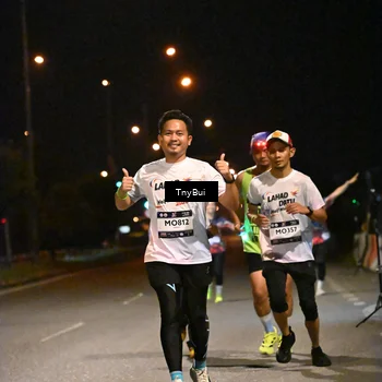 Runner Photo 7763529