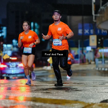 Runner Photo 7763537