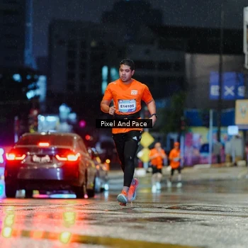 Runner Photo 7763567