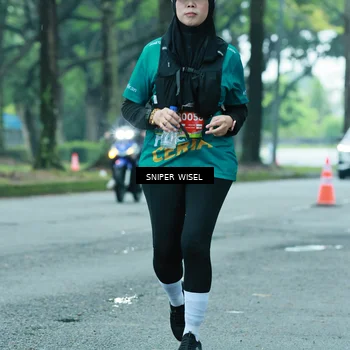 Runner Photo 7763575