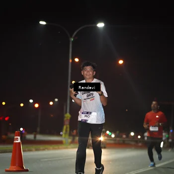 Runner Photo 7763584