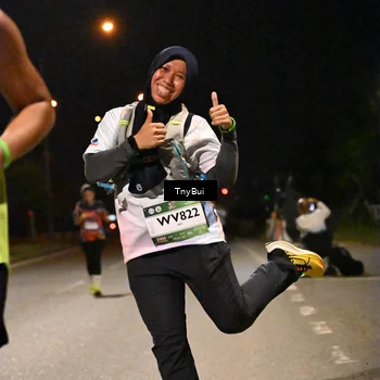 Runner Photo 7763598