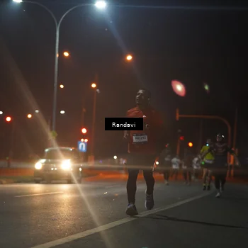 Runner Photo 7763606