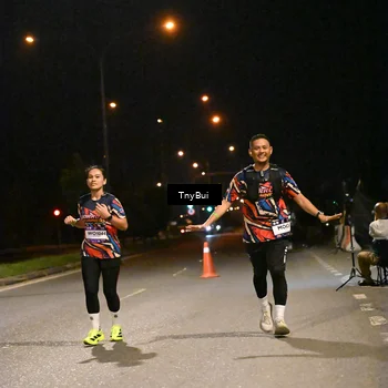 Runner Photo 7763623