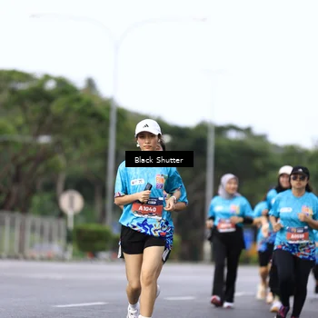 Runner Photo 7763645