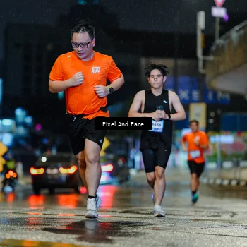 Runner Photo 7763646