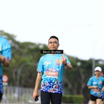 Runner Photo 7763660