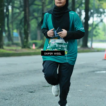 Runner Photo 7763663