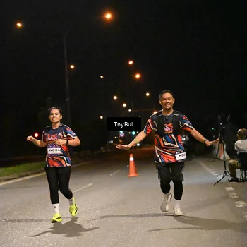 Runner Photo 7763669