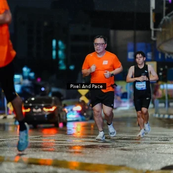 Runner Photo 7763674