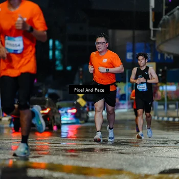 Runner Photo 7763682