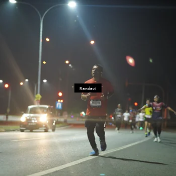 Runner Photo 7763704