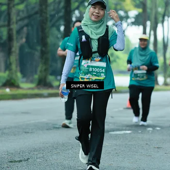Runner Photo 7763736